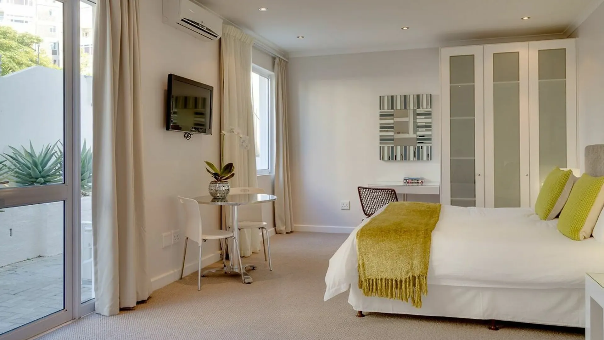 Oxford House Apartment Cape Town